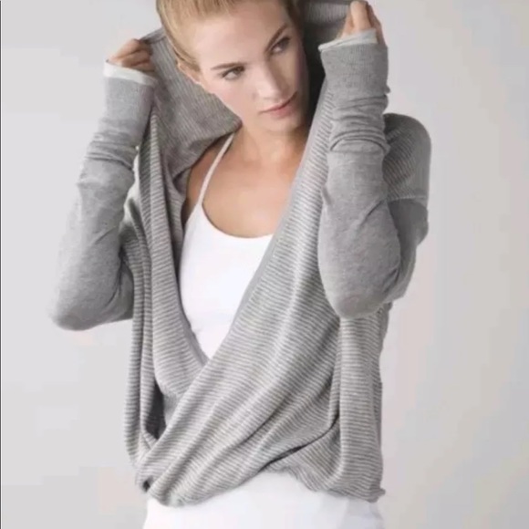 Lululemon Long Sleeves - Picture 3 of 8